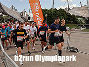 20. B2RUN München 2025 - 30.000 Läufer beim Münchner Firmenlauf mit Zieleinlauf im Olympiastadion am 16. Juli 2025 (©Foto:Martin Schmitz)
